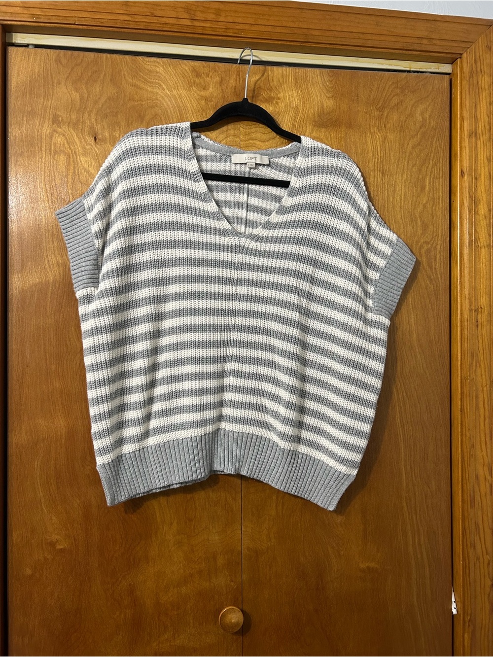 LOFT Gray & White Striped V‑Neck Sweater Vest